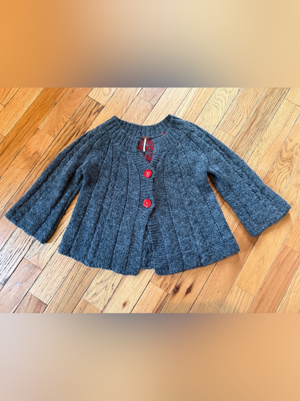 FREE PEOPLE ALPACA BLEND SHORT SWING CHUNKY CARDIGAN GRAY/RED WOMEN’S SIZE L - Picture 6 of 13